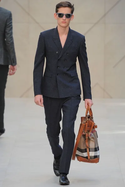 Look 21